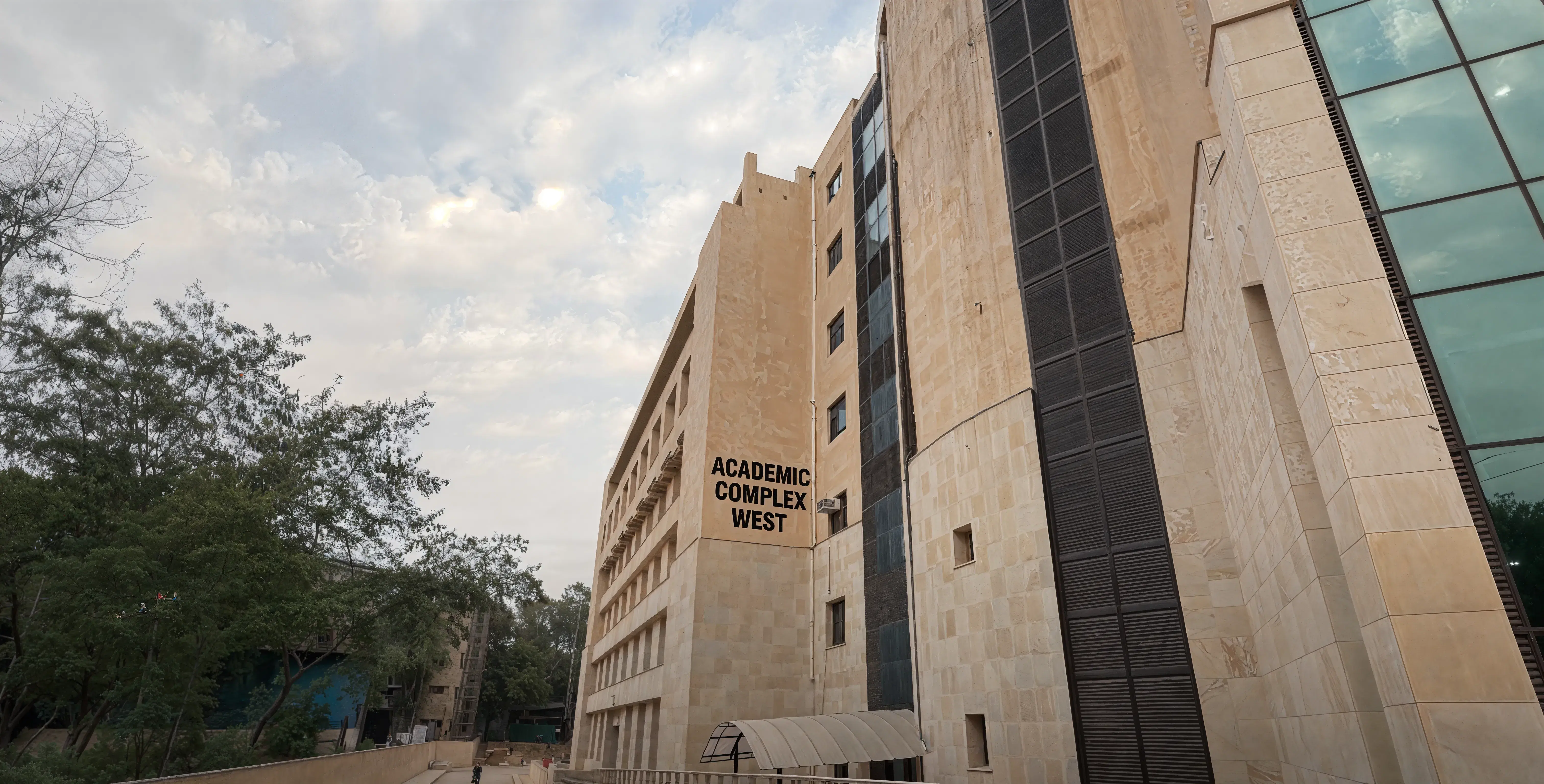 Delhi College of Arts and Commerce Academic Infrastructure photo 2